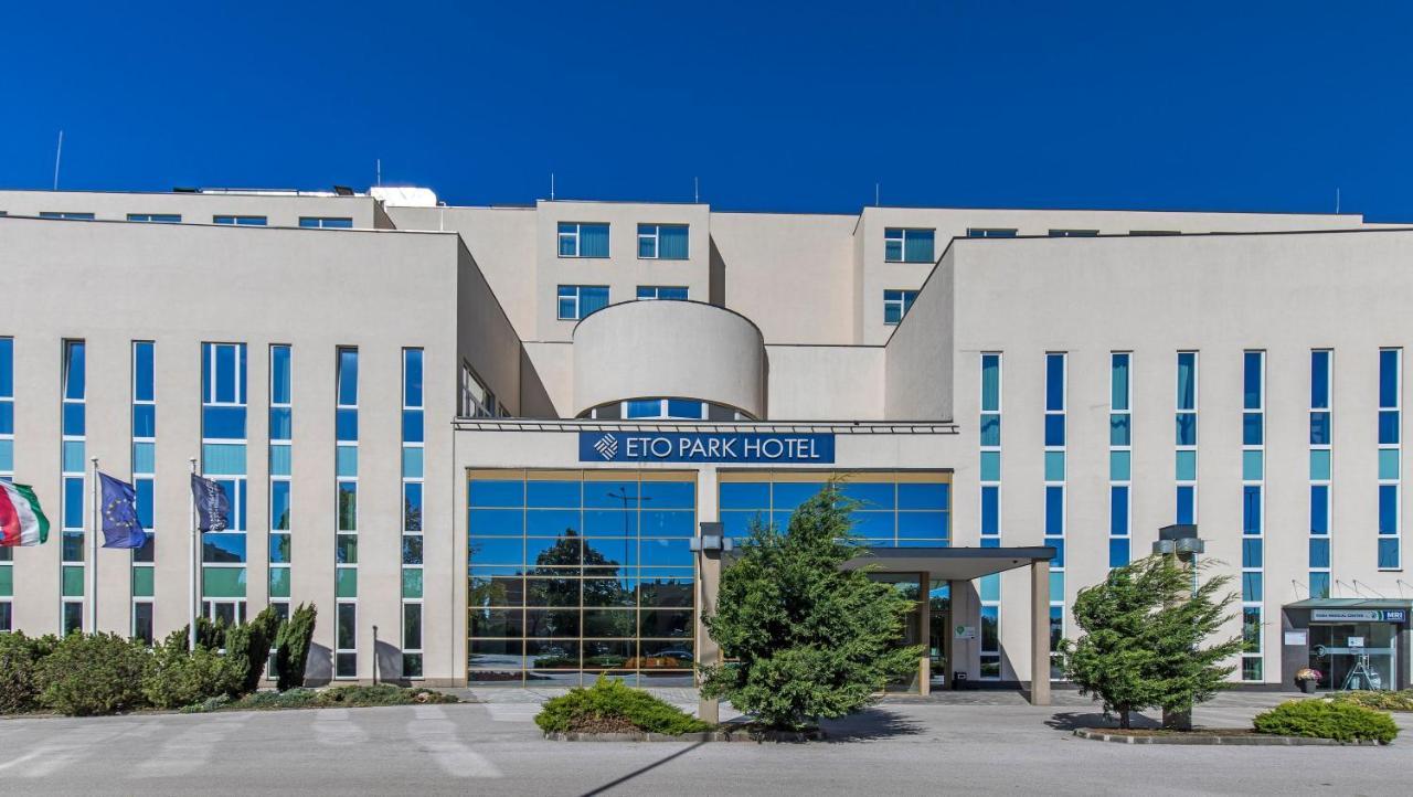 Eto Park Hotel Business & Stadium Győr Exteriör bild