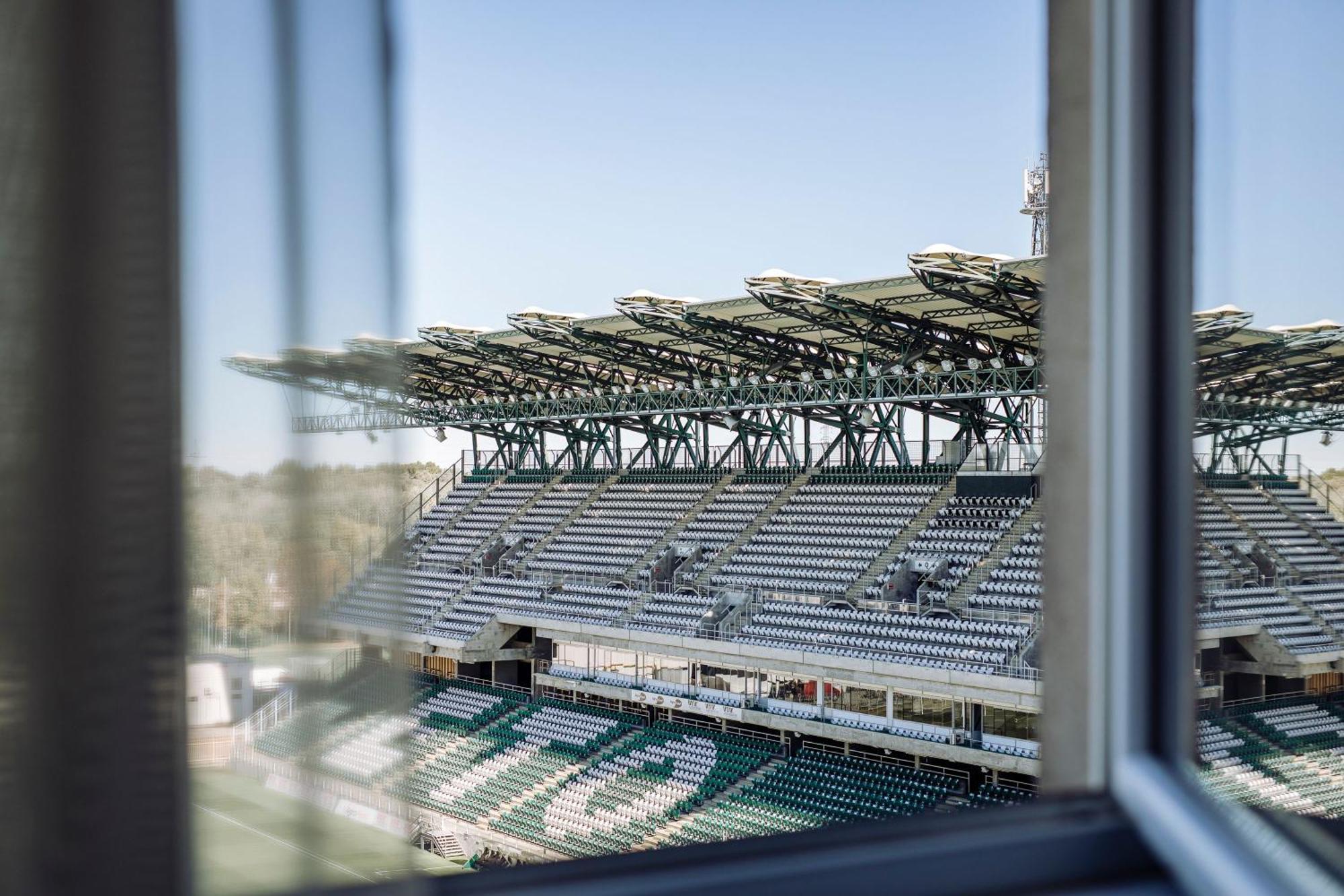 Eto Park Hotel Business & Stadium Győr Exteriör bild